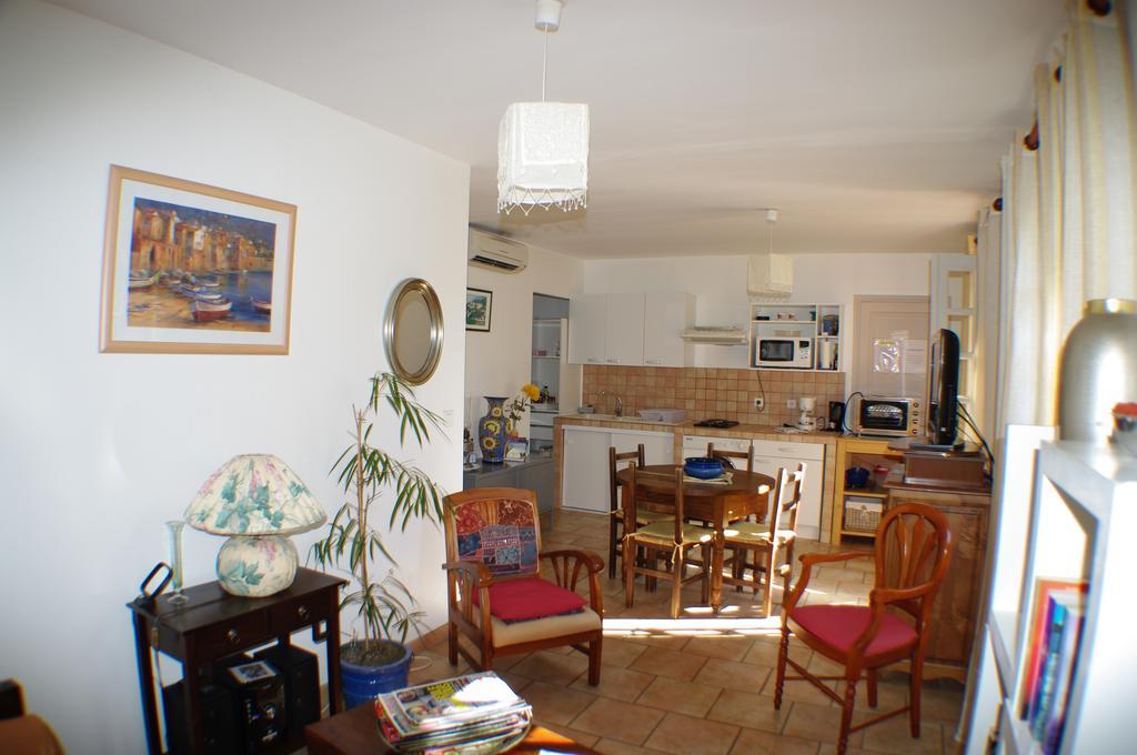 Gite , Maison De Vacances Avec Exterieur Et Terrasse Fleurie Meuble Tourisme 3 Etoiles Santa-Lucia-di-Tallano 外观 照片